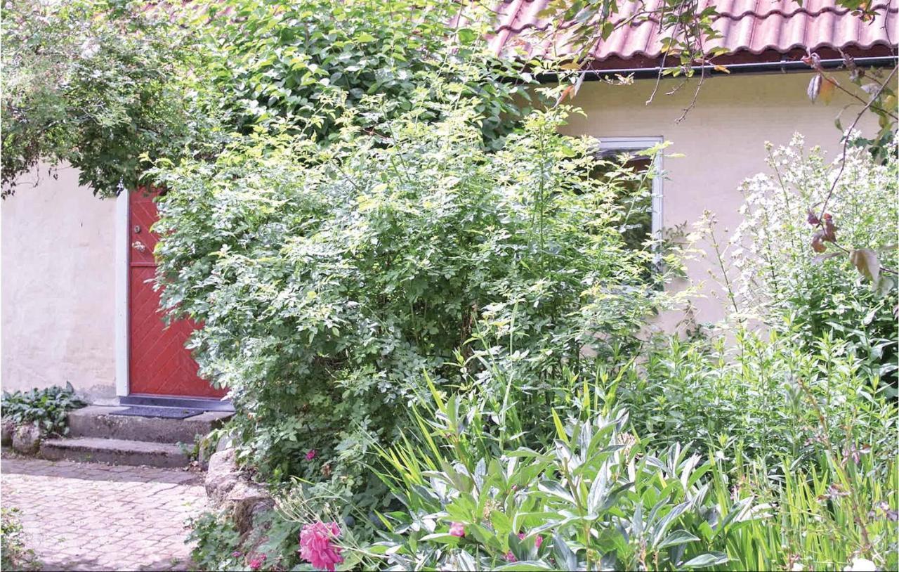 1 Bedroom Beautiful Home In Tomelilla Exterior photo